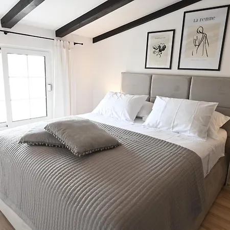 Kokolo Sea View Hvar Apartament